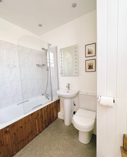 Bathroom 3, Western Hotel, Cornwall
