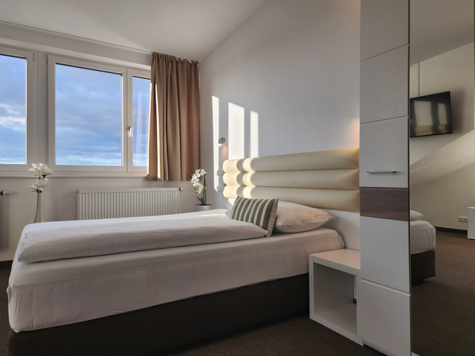 Bedroom 3, Hotel Michael, Wien Umgebung