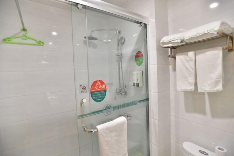 Bathroom 3, Greentree Inn, Weihai