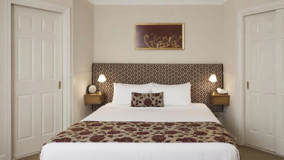Bedroom 2, Royal Albert Hotel, Brisbane