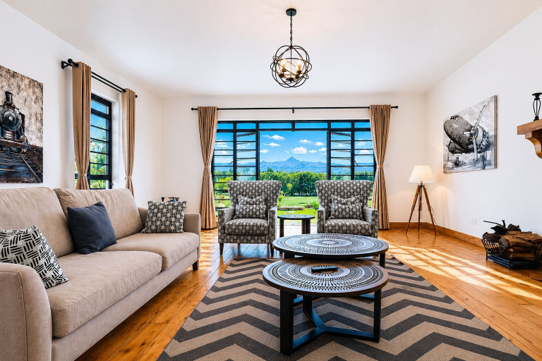 Living area 4, 3 BEDROOM FAMILY SUITE, Kieni
