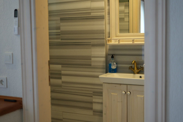Bathroom 2, Volga Cunda, Ayvalık