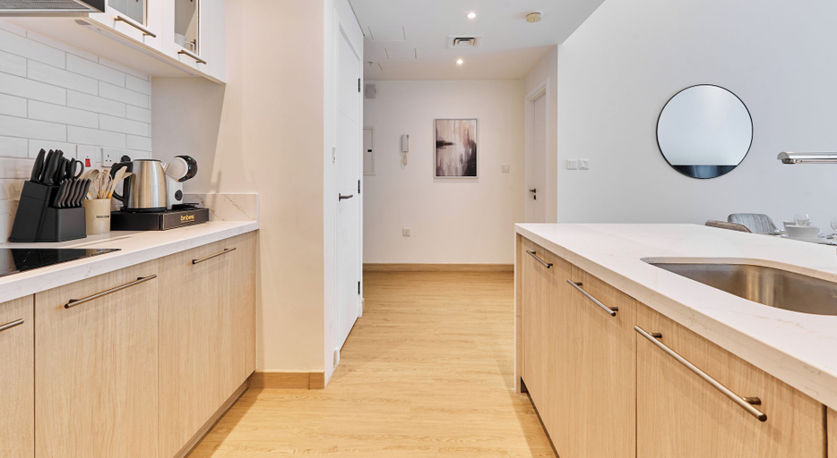 Private kitchen 5, bnbme - Delphine Tower - 1BR, Dubai