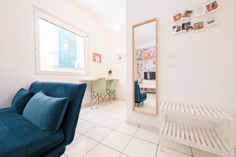 Interior 4, L'Aurora Apartments, Napoli