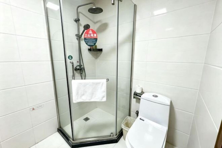 Bathroom 3, Yijing International Hotel, Fuyang