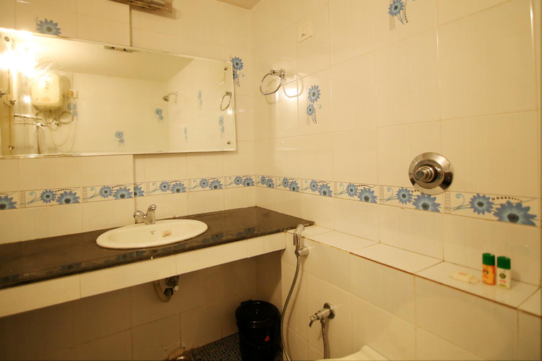 Interior view 5, Puthens Calenta Inn, Ernakulam
