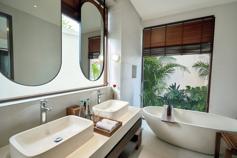 Bathroom 5, Amayi Resort Nusa Dua, Badung