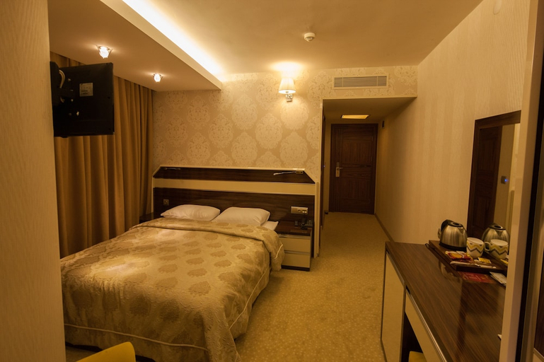 Bedroom 4, Armin Hotel, Merkez
