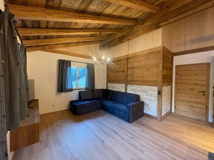 Living area 2, Unterduermoos Apartments, Hallein