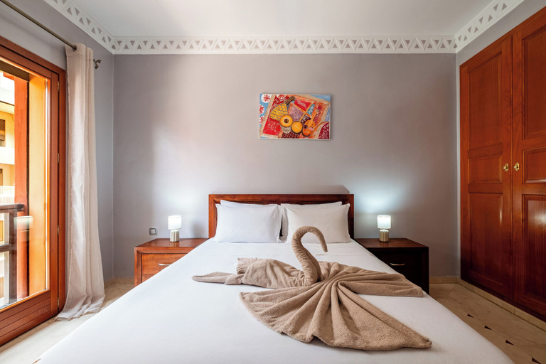 Room 3, Hyper Centre Plaza Balcony & Parking, Marrakech