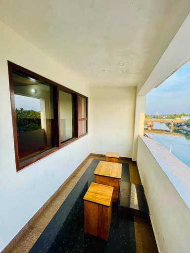 Surrounding environment 3, Oval Retreat, Ernakulam