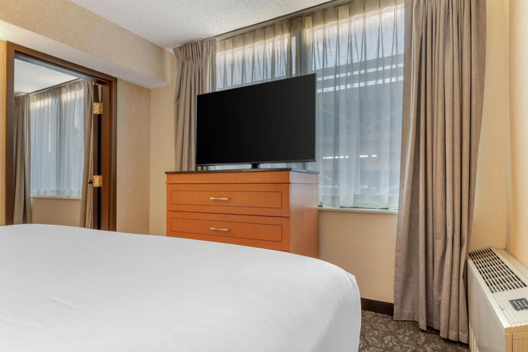 Bedroom 3, Drury Plaza Hotel St. Louis Union Station, Saint Louis