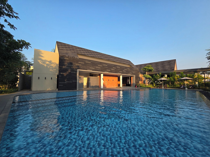 Pool 2, LaBriza By SanLiving - 2BR - PIK2, Tangerang