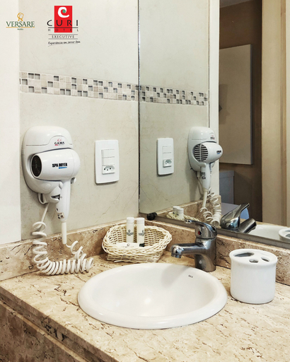Bathroom 2, Hotel Curi executive, Pelotas