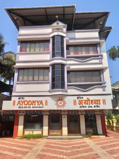 Others 2, Hotel Ayodhya, Ratnagiri