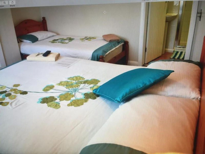 Bedroom 3, ルームファミリー ルーム スリープス 3 ウィズ 1 ダブル, London
