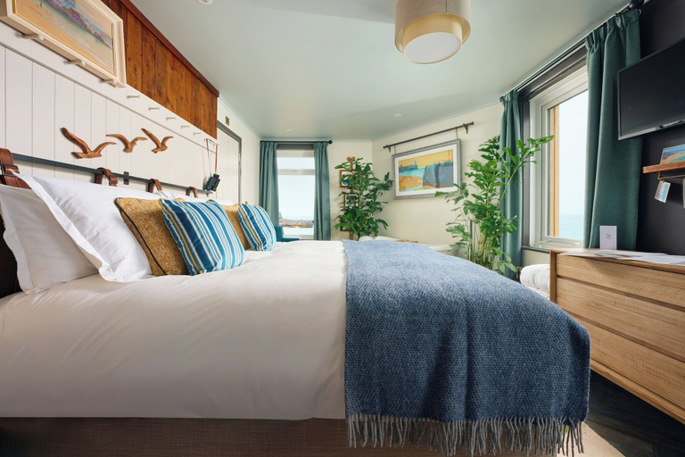 Bedroom 4, Pedn Olva, Cornwall