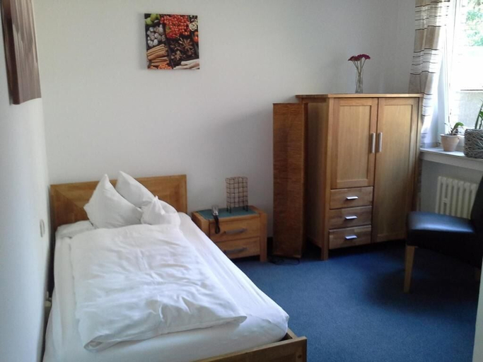 Room 5, Hotel Haus Mariandl, Düsseldorf