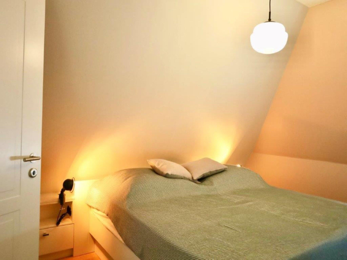 Bedroom 2, Kapteins Huus Apartment for 4 Personen in Nieblum, Nordfriesland