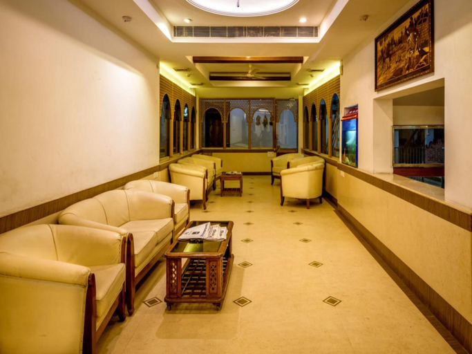 Lobby, Hotel Solitaire, Agra