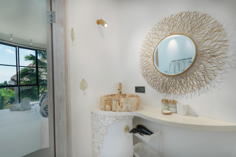 Bathroom 2, Hillstone Luxury Villa 8 by Betterplace, Badung