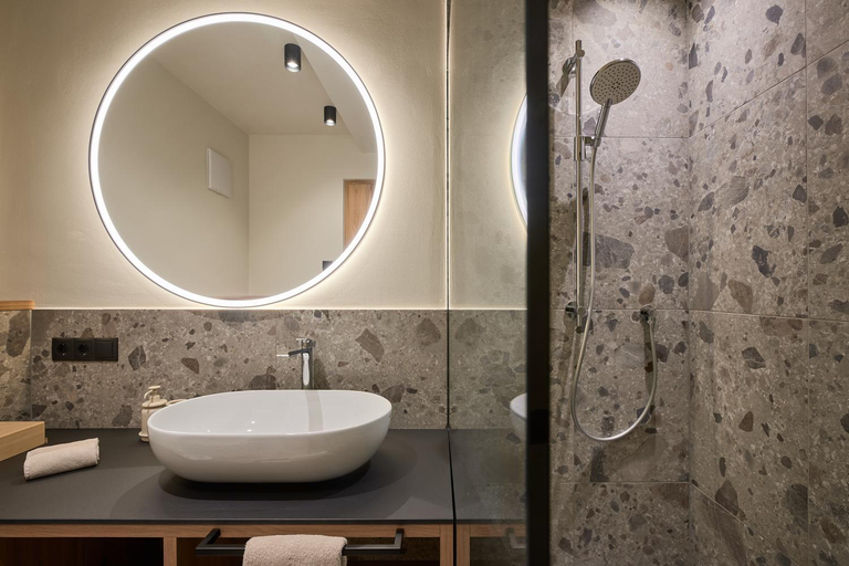 Bathroom 3, Sirena Carezza Apartments, Bolzano