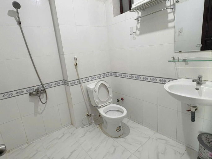 Bathroom, Khách Sạn Hải Miên, Ho Chi Minh City