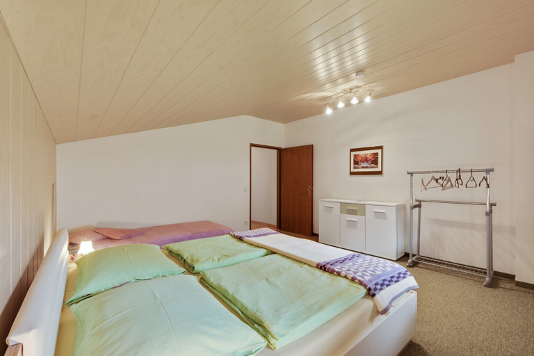 Bedroom 3, Apartment in Afritz near Ski Slopes, Villach Land