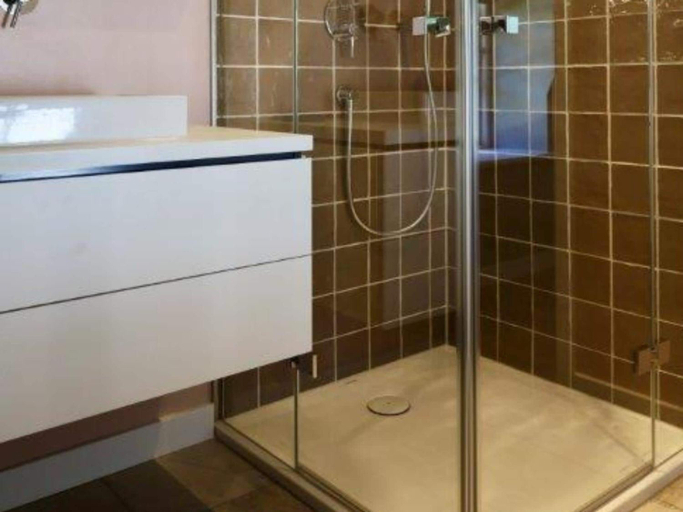 Bathroom 3, Kapteins Huus Apartment for 4 Personen in Nieblum, Nordfriesland