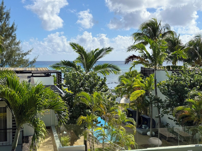 Exterior & Views, PLAGE BLEUE BEACHFRONT APARTMENTS BY LOV