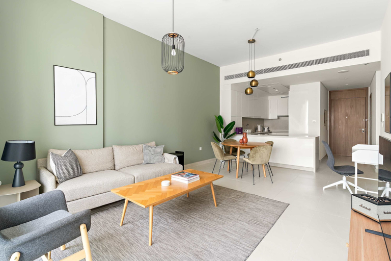 Room 1, Silkhaus Luxe 3BR Apartment by the Canal, Dubai