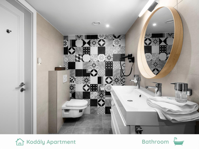 Bathroom 3, JobelHome Downtown Apartments, Budapesti