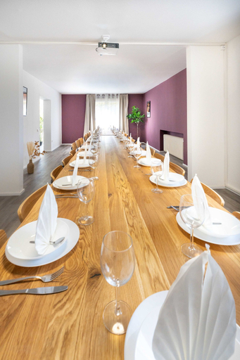 Room 2, Villa Hermine 36 Guests Spa Cinema Games, Goslar