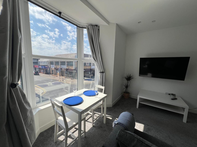 Primary image, Stylish 1-bed Flat Central Cardiff Bay Window Views, Cardiff