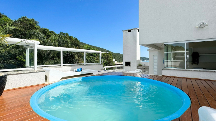 Sport & Beauty, Cobertura com Piscina na praia de Bombas, Bombinhas