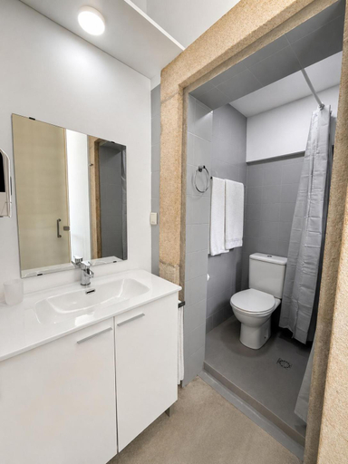 Bathroom, PORTO LEGEND APARTMENT II, Porto