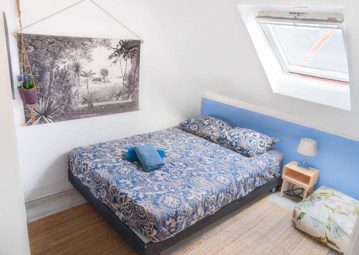 Bedroom 2, Le Duplex 3 chambres - 1P a 7P - Saint Honore, Somme