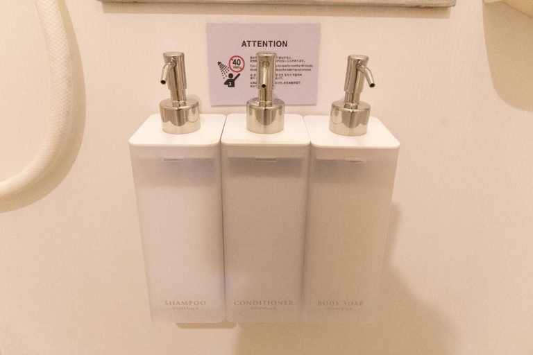 Bathroom 5, Retor Hakataeki Minami, Fukuoka