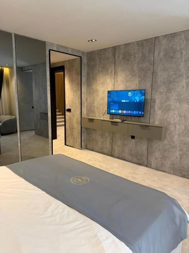 Room 4, Fron Hotel, Priština