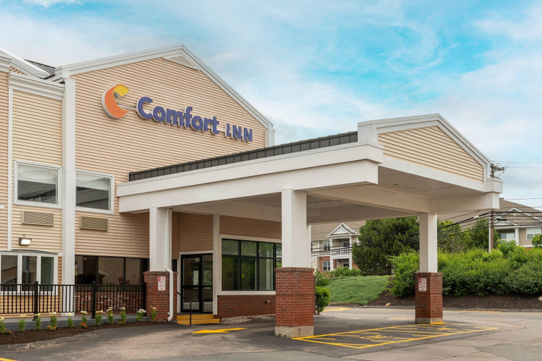 Exterior & Views 2, Comfort Inn - Dedham-Boston MetroWest, Norfolk