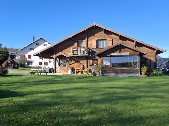 Exterior view 3, Les Bruchels, Doubs