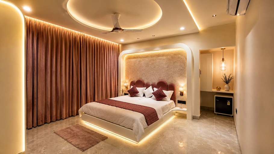 Room 5, Erleen Hotel & Rooftop Restaurant, Indore