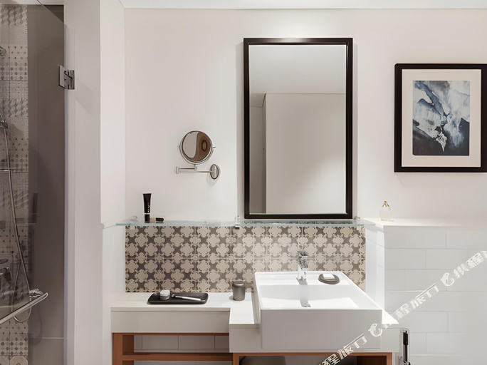 Bathroom 4, Aparthotel Adagio Dubai Deira, Dubai