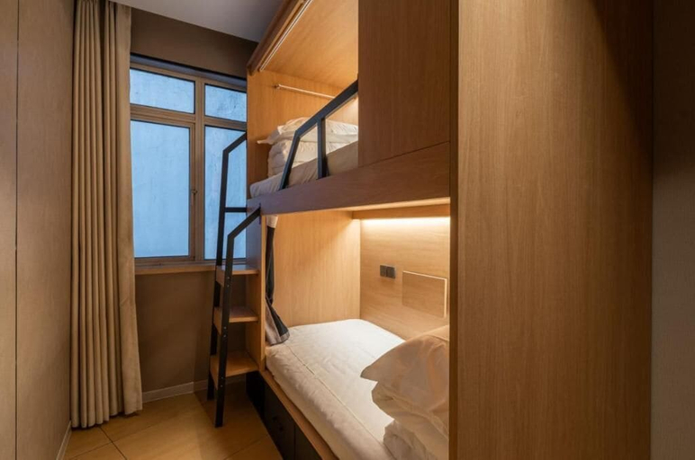 Room 5, Demba international Youth Hotel, Shanghai