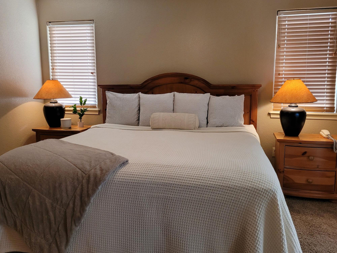 Bedroom 3, StoneBridge Village Resort, Stone