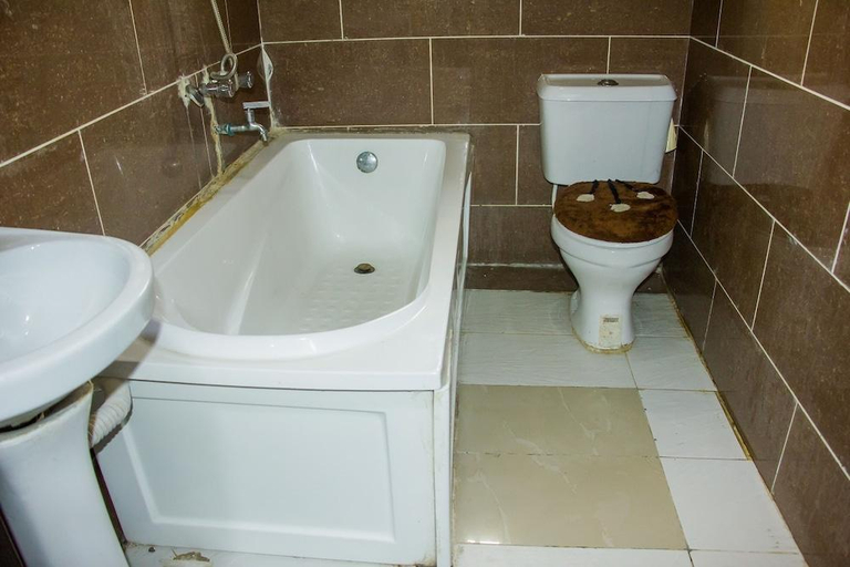 Bathroom 3, Ken Kol Apartments, Eti-Osa