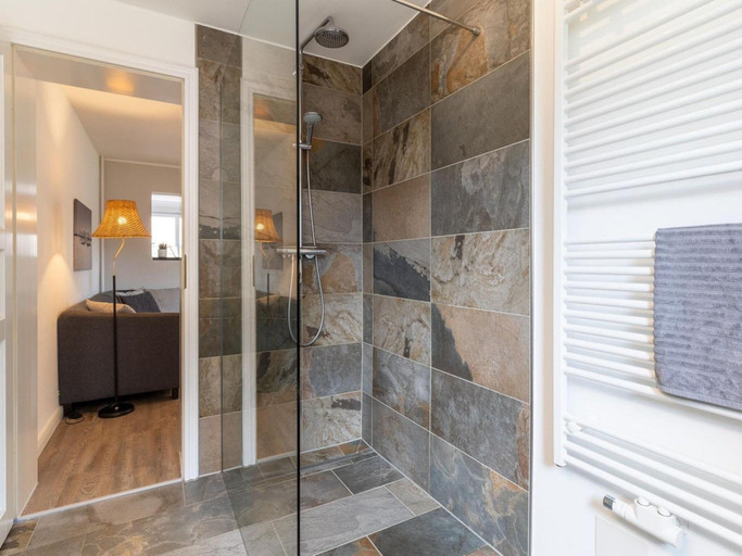 Bathroom 3, Ferienwohnung Lieblingsmeer, Nordfriesland