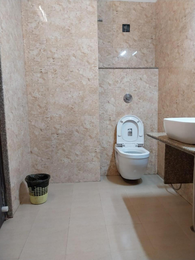 Bathroom 5, Hotel Artika Inn, Chandauli