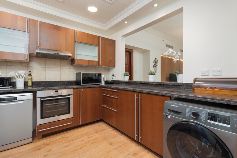 Private kitchen 5, bnbme - Golden Mile 4 - 1BR, Dubai