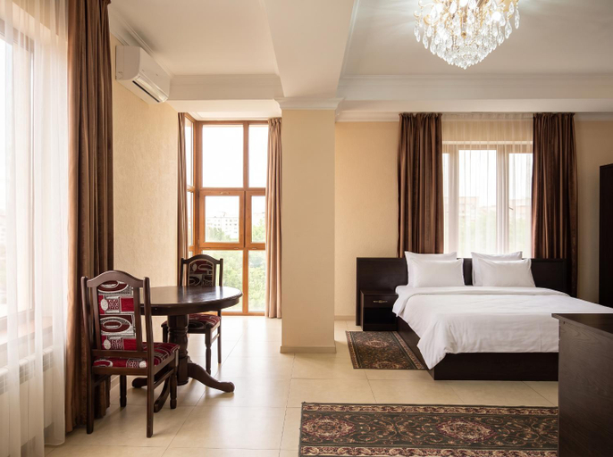 5, Taugul Hotel, Almaty